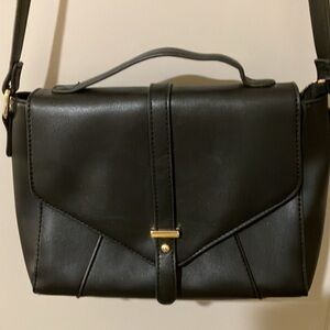Catmicco Black Faux Leather Clutch/Crossbody